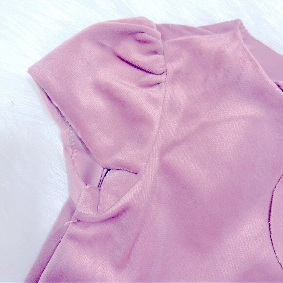 LULURAIN Toddler girls scalloped velvet dress. 2T. - Picture 5 of 9